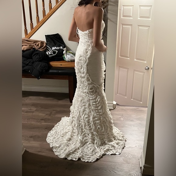 Terani Coirure Dress/Wedding Dress - Picture 3 of 9